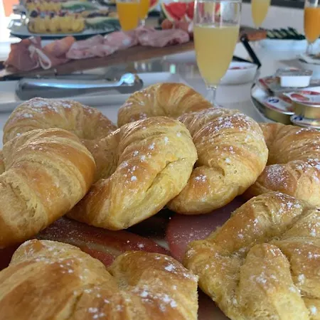 Bed & Breakfast Calatabarca 4*