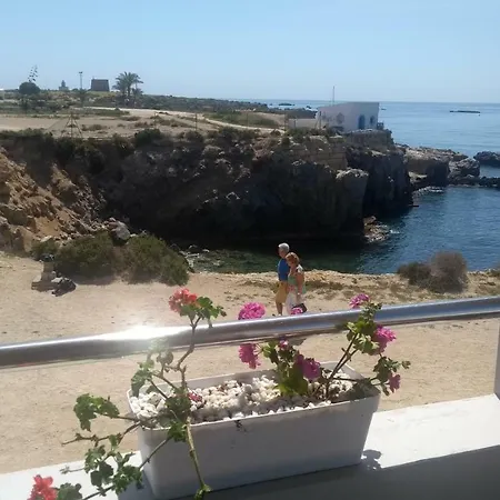 Bed & Breakfast Calatabarca 4*